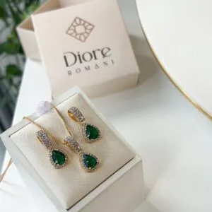 Conjunto Esmeralda Banhado a Ouro 18k