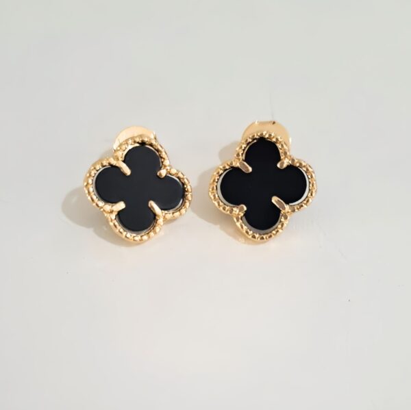 Brinco Alhambra Preto Banhado a Ouro 18k
