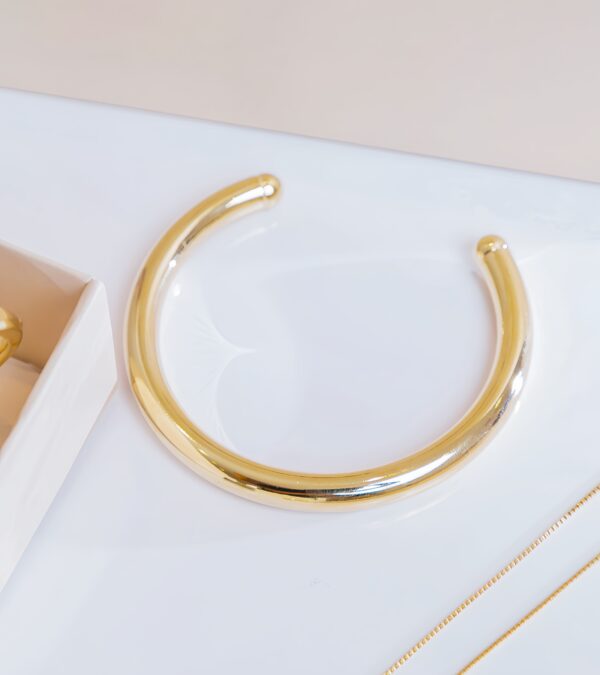 Bracelete Tubo Liso Banhado a Ouro 18k